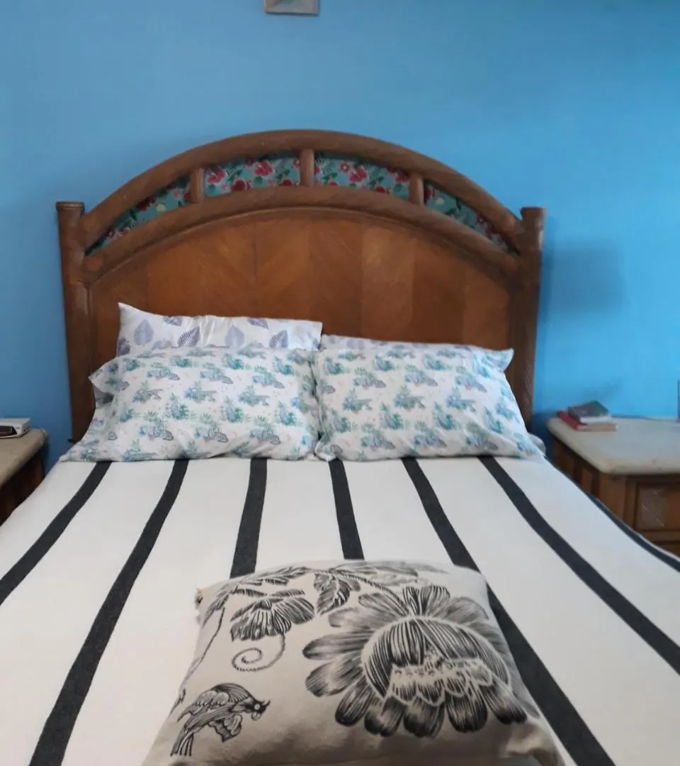 La Casa Que Canta Bed and Breakfast Humacao 0*,  Portoryko